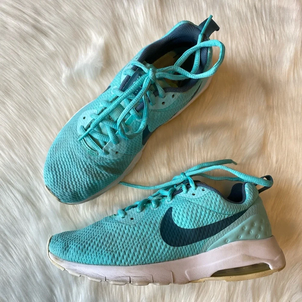 Nike Free Hyper Turquoise Girls Sneaker Size 6 1/2